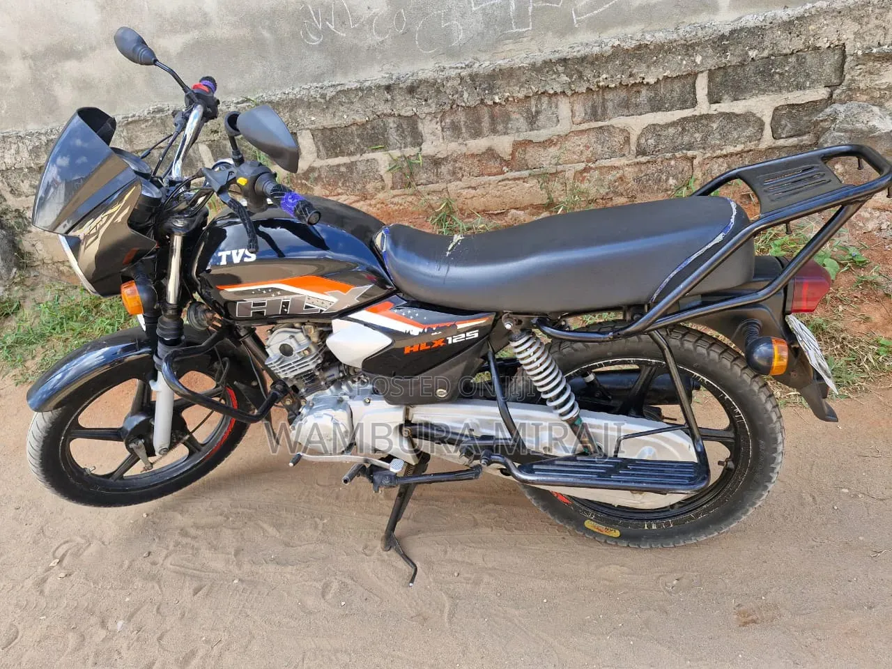 New TVS HLX 125 2025 Black