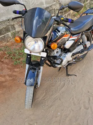New TVS HLX 125 2025 Black
