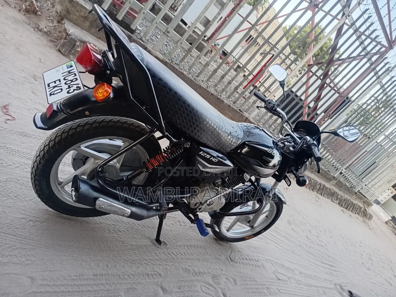Bajaj Boxer 125 2025 Black