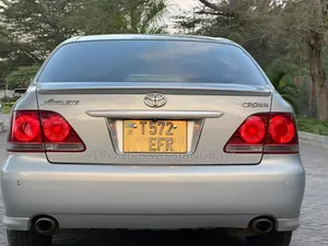 Toyota Crown 2006 Silver