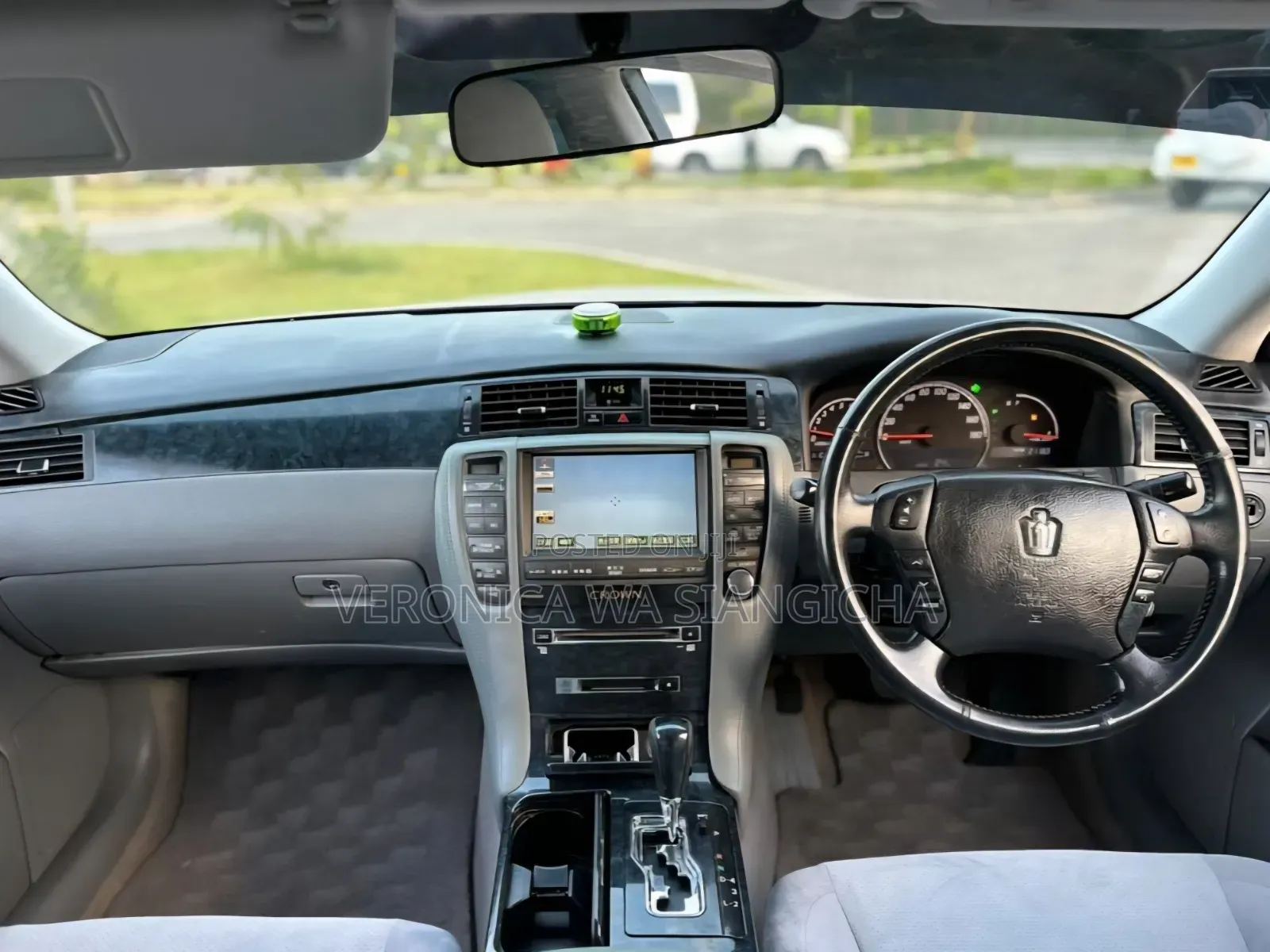 Toyota Crown 2006 Silver