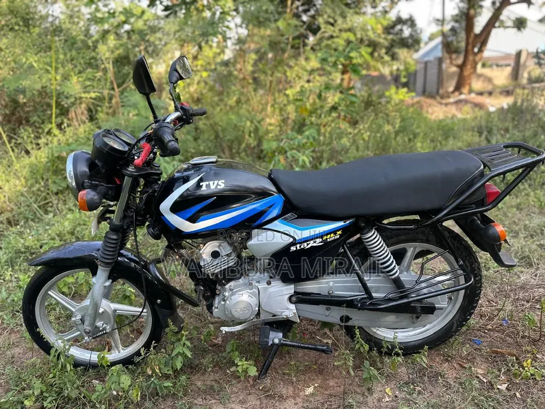 New TVS HLX 125 2025 Black