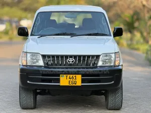 Toyota Land Cruiser Prado 2003 White