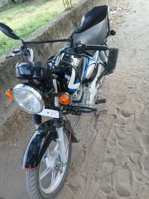 New TVS HLX 125 2025 Black