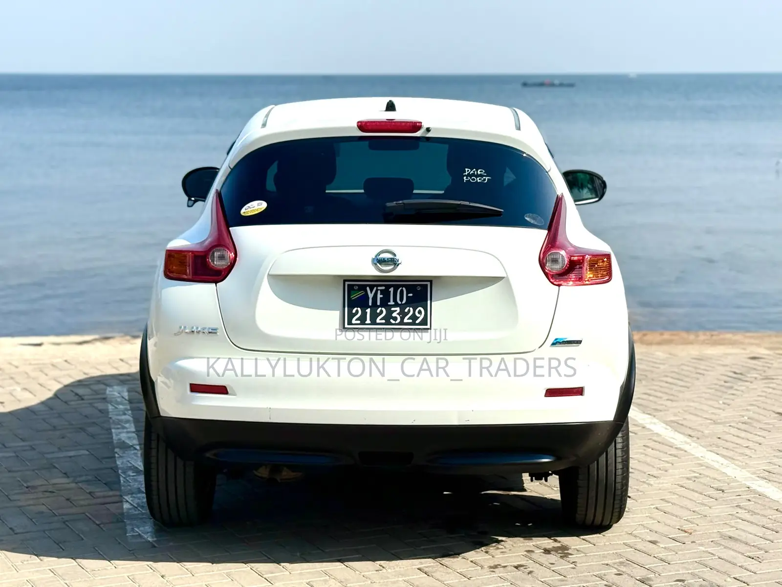 Nissan Juke 2012 White