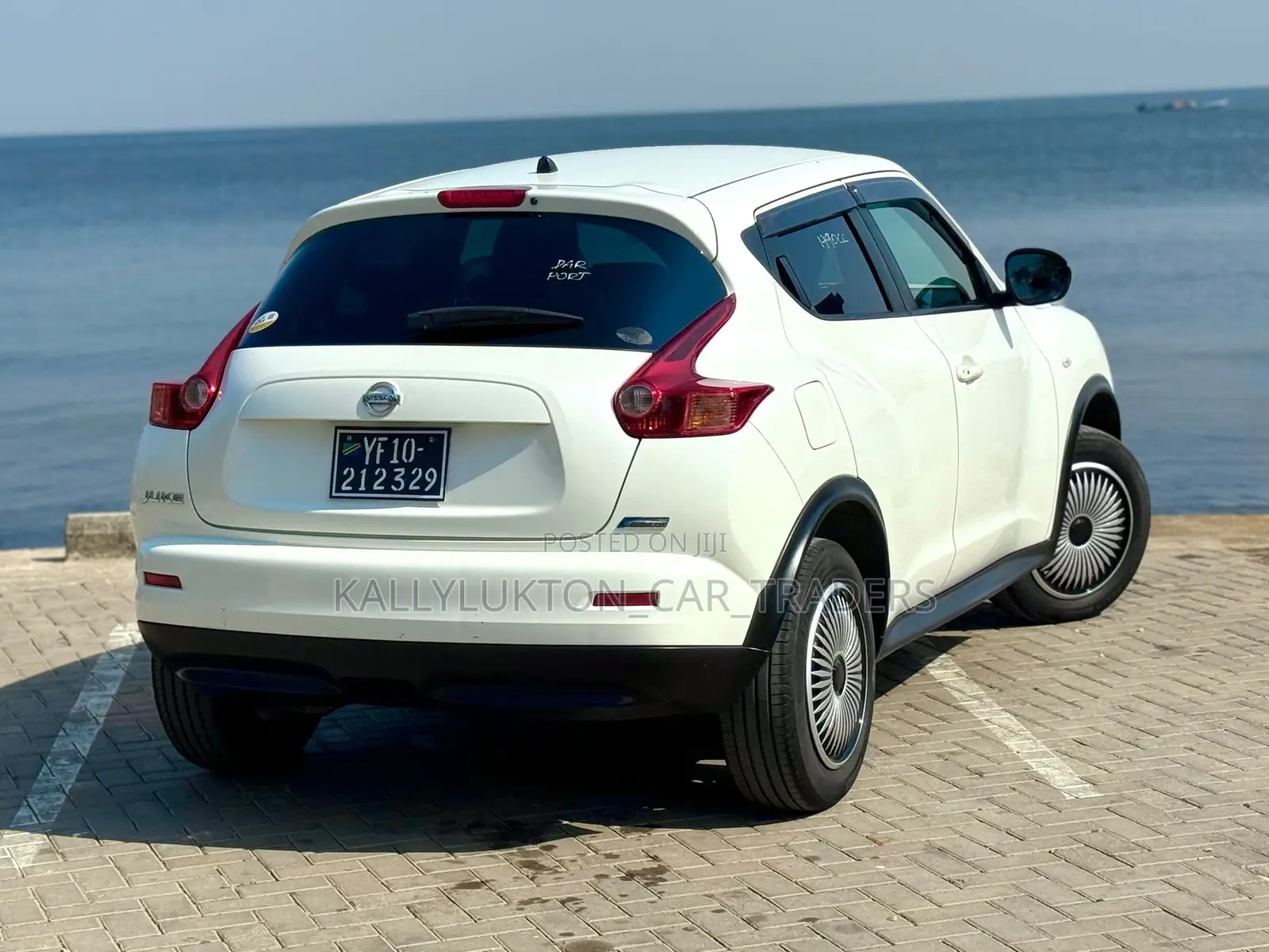 Nissan Juke 2012 White