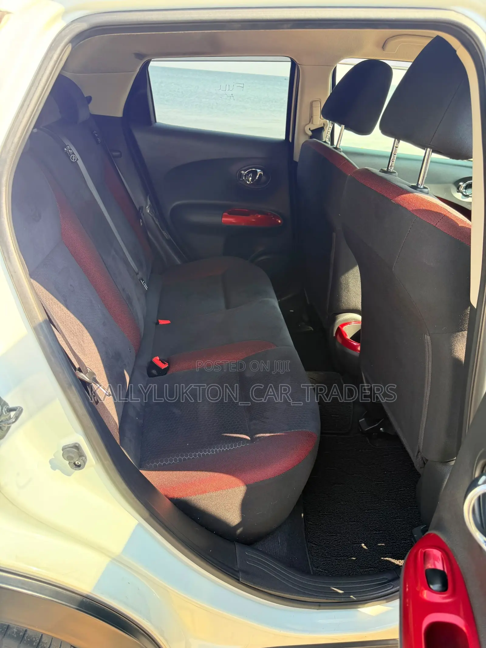 Nissan Juke 2012 White