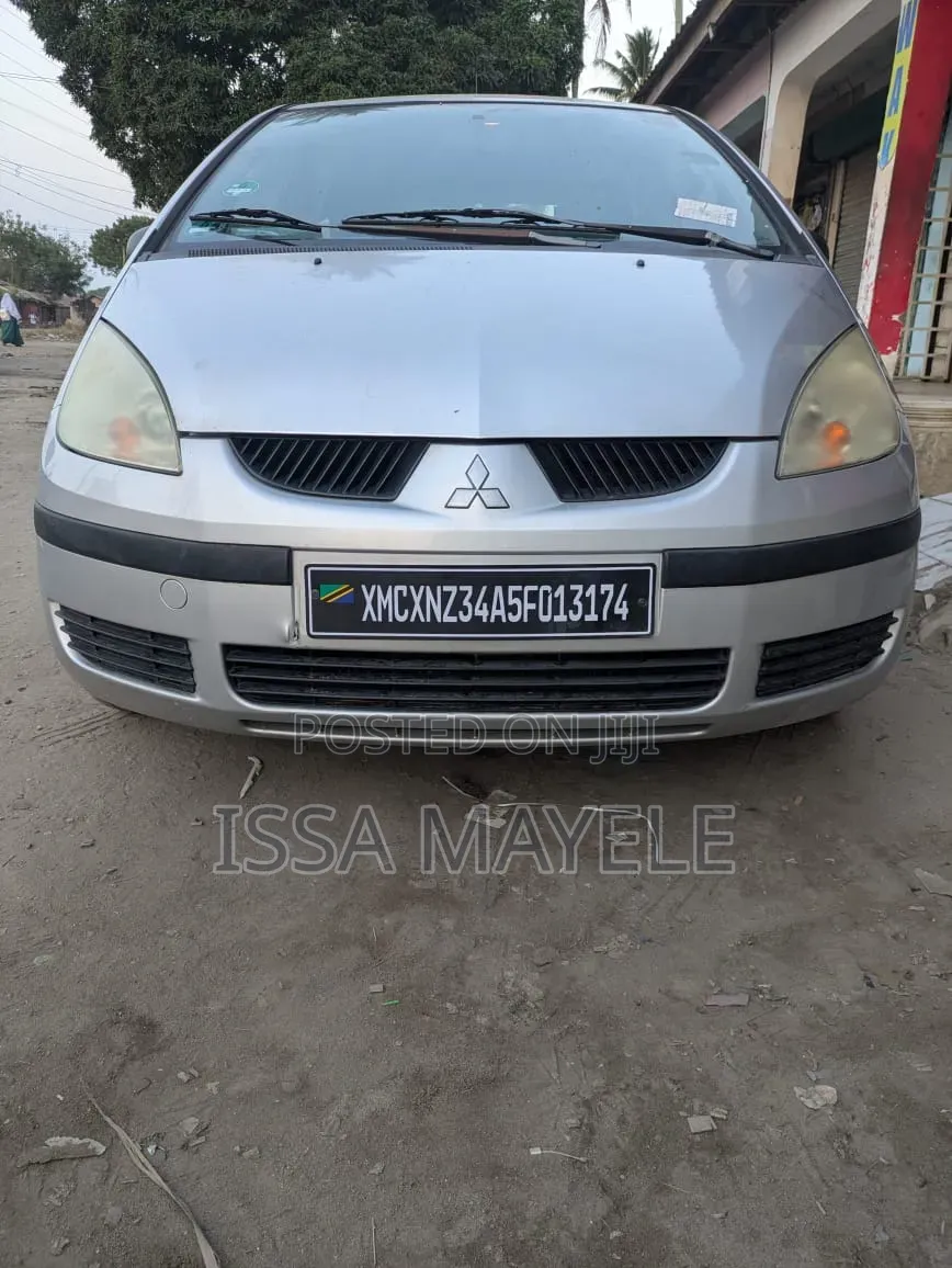 Mitsubishi Colt 2008 Silver