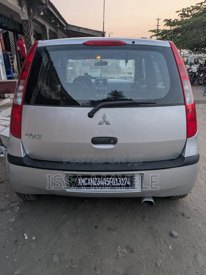 Mitsubishi Colt 2008 Silver