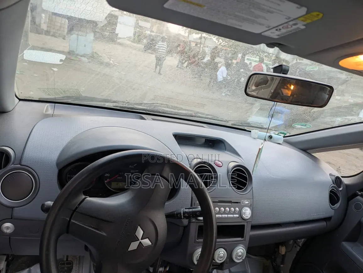 Mitsubishi Colt 2008 Silver