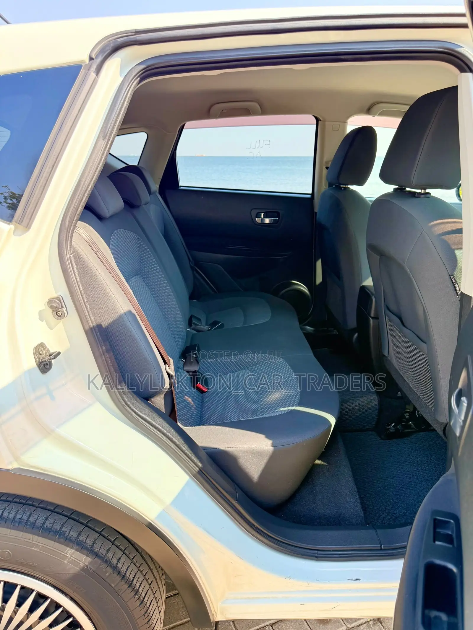 Nissan Dualis 2011 White