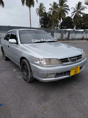 Toyota Carina 2000 Silver