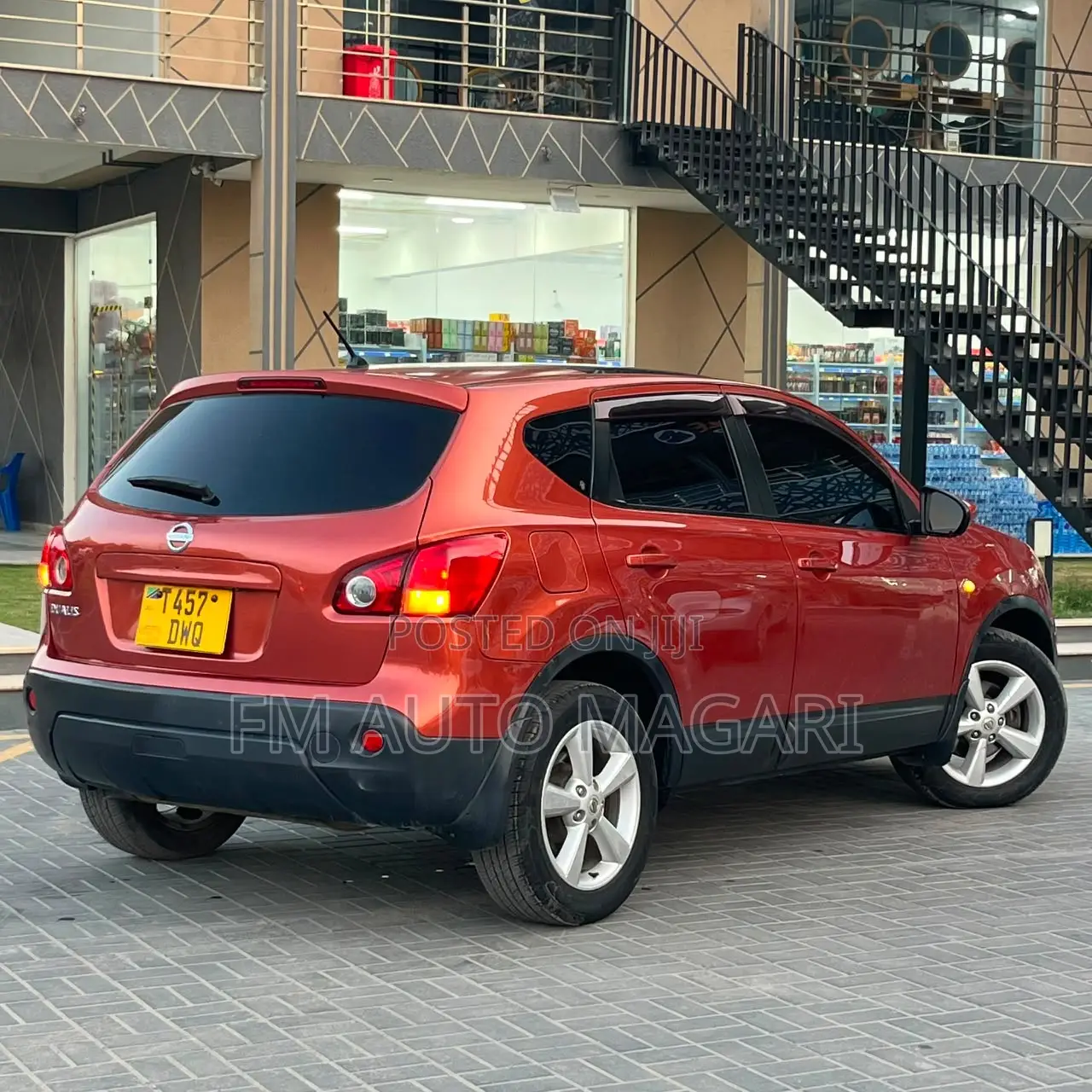 Nissan Dualis 2009 Orange