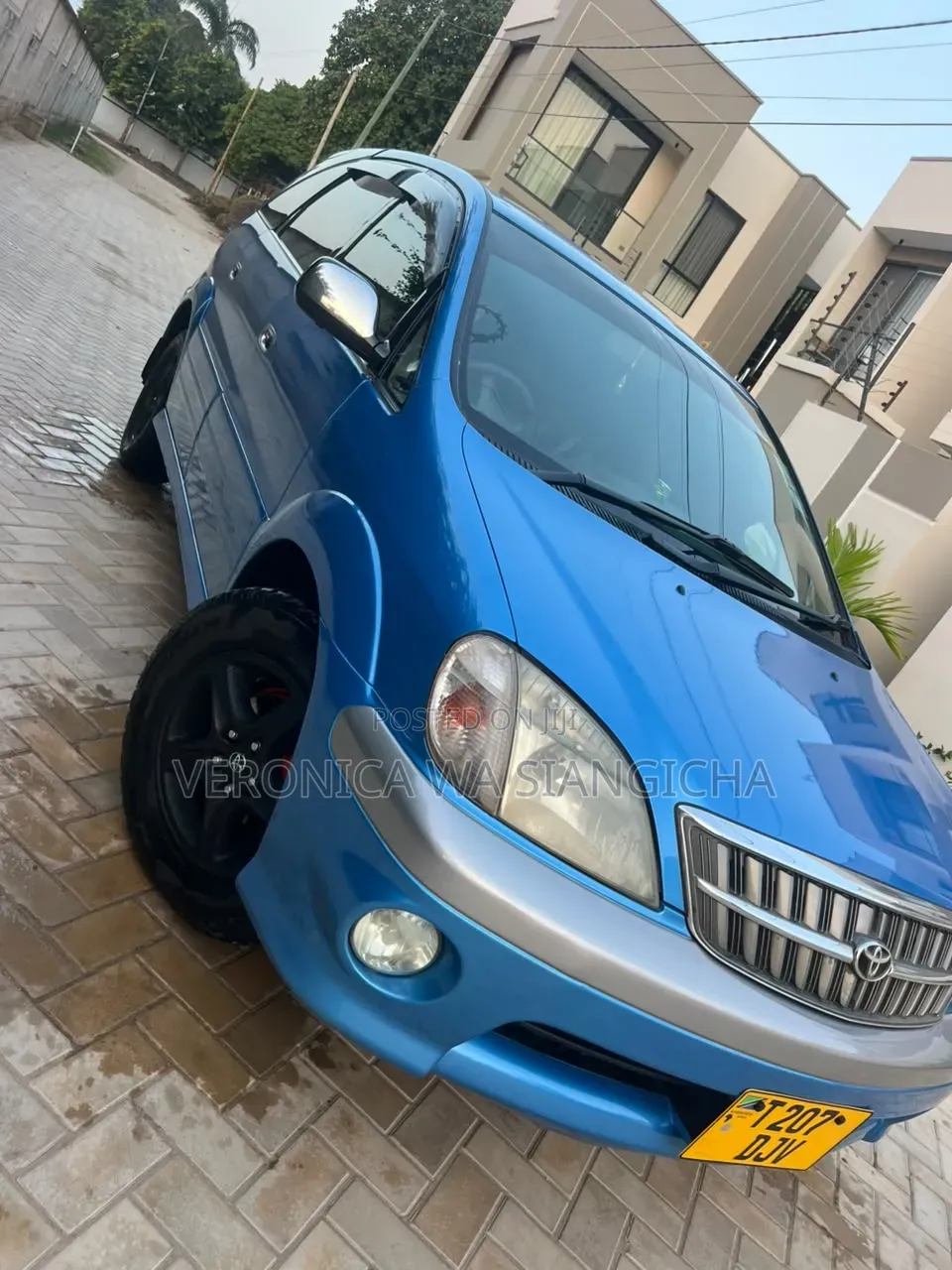 Toyota Nadia 2001 Blue