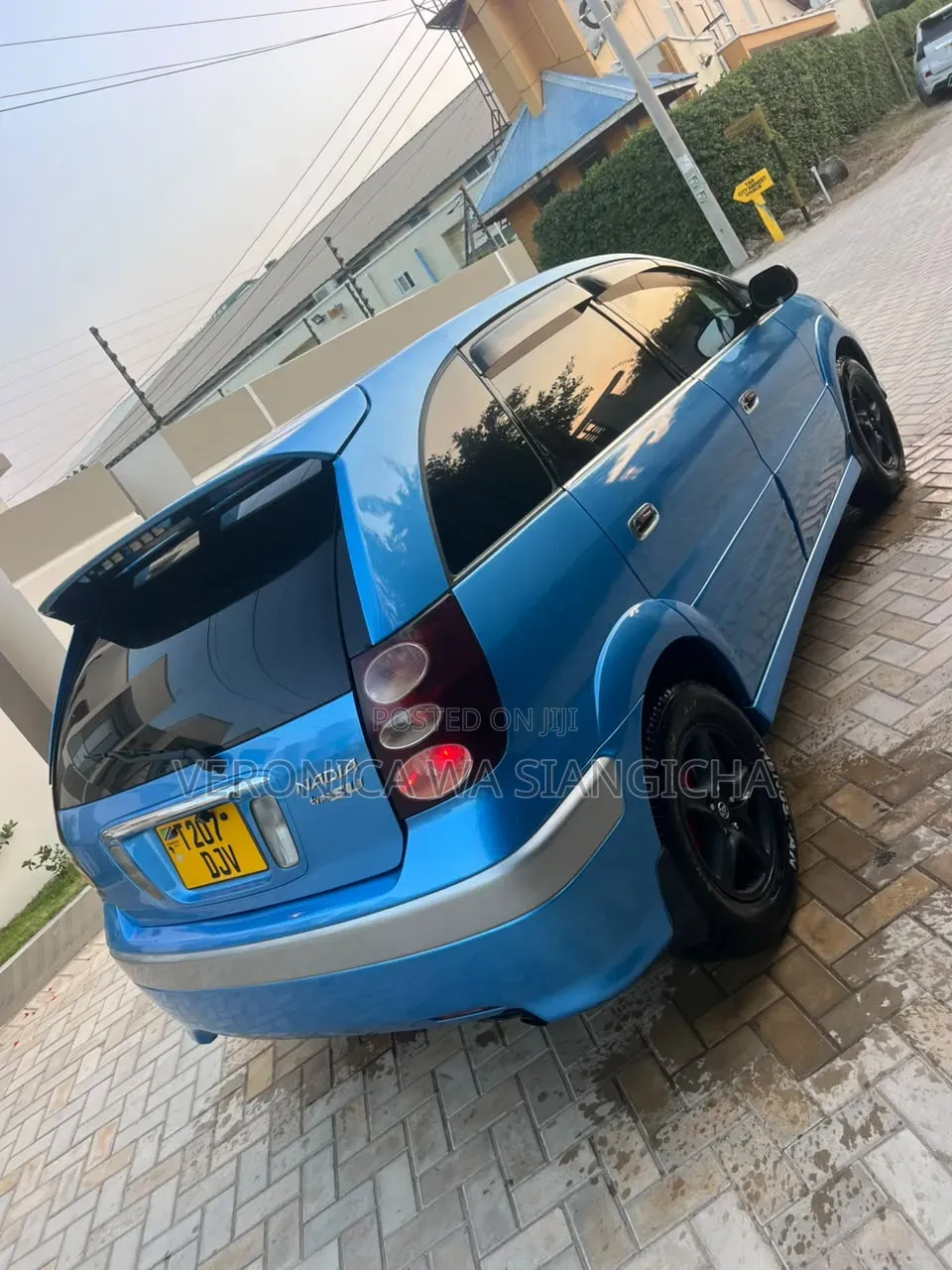 Toyota Nadia 2001 Blue
