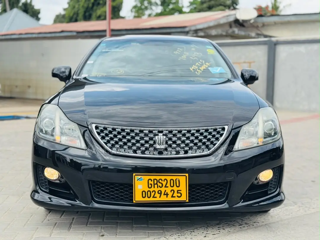 Toyota Crown 2009 Black
