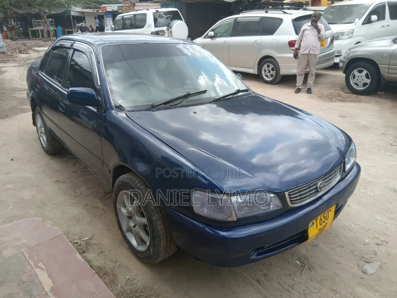 Toyota Corolla 2000 Blue