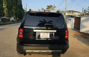 Toyota Land Cruiser LC250 2024 Matt Black