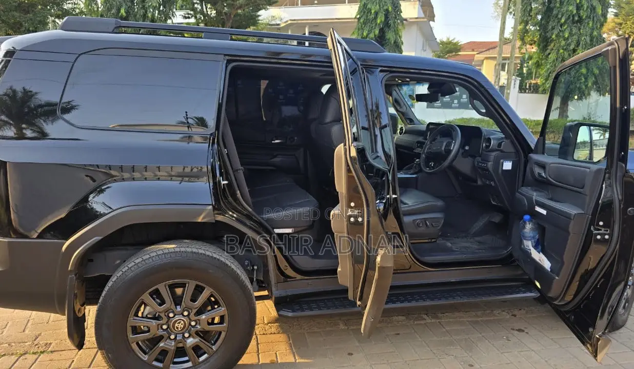 Toyota Land Cruiser LC250 2024 Matt Black