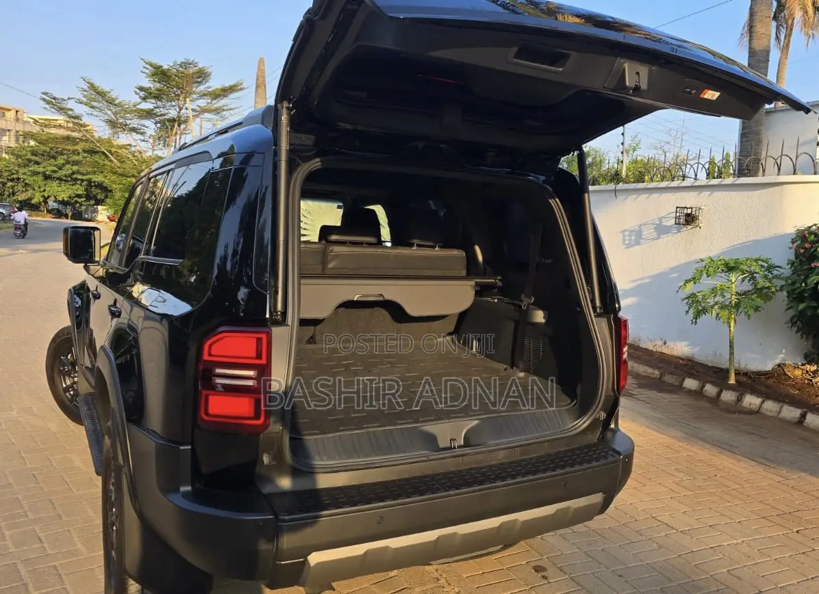 Toyota Land Cruiser LC250 2024 Matt Black
