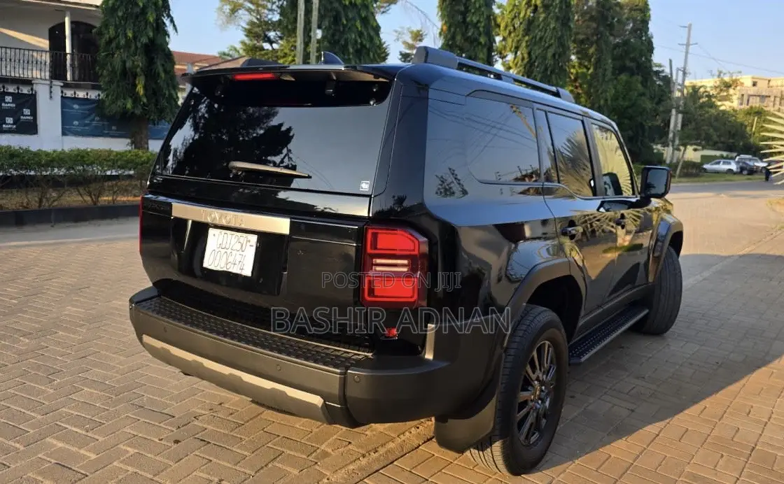 Toyota Land Cruiser LC250 2024 Matt Black