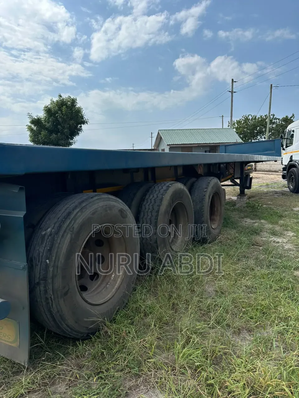 Trailer From Double Tyre