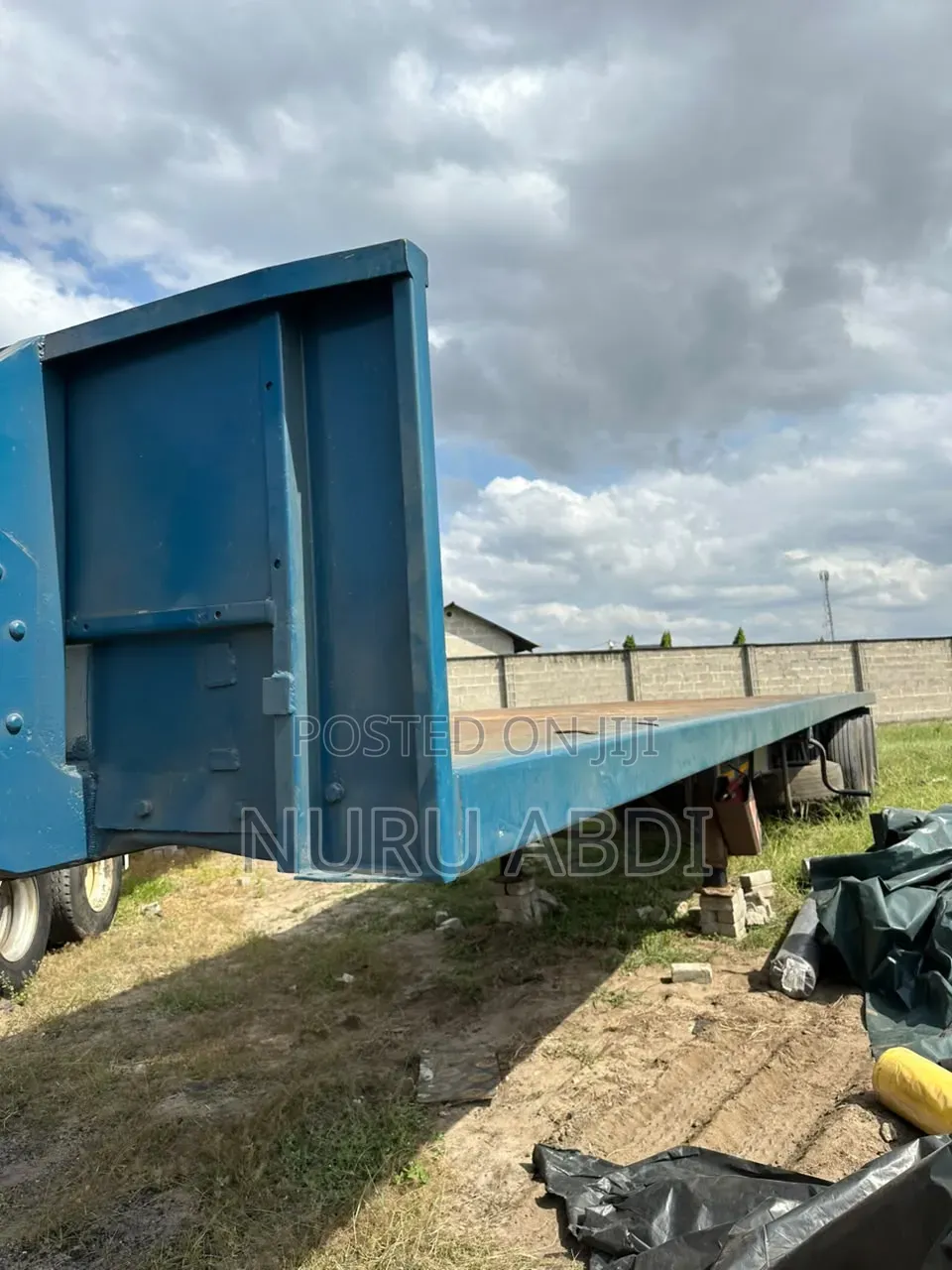 Trailer From Double Tyre