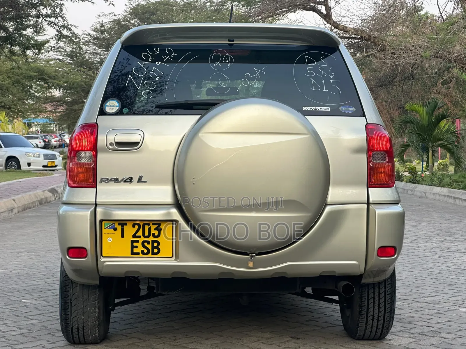 Toyota RAV4 Automatic 2003 Beige