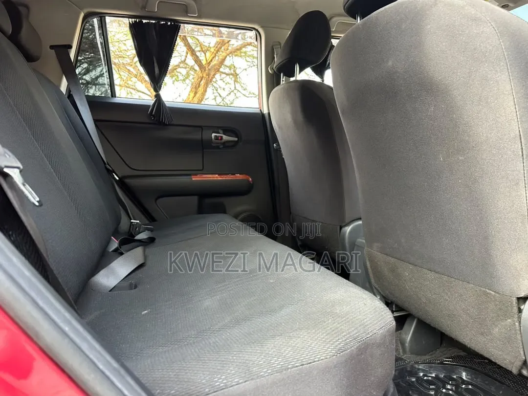 Toyota Corolla Rumion 2009 Maroon