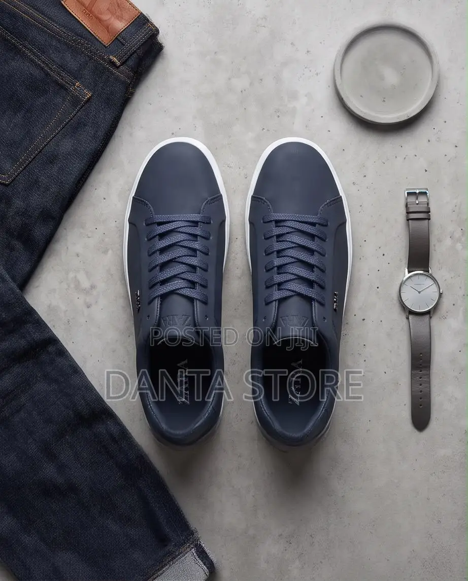 Minimalist Navy Blue Zara Sneakers