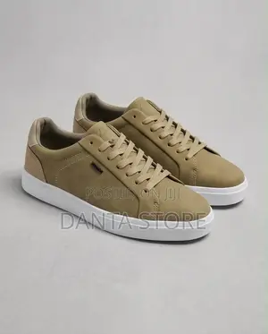 Minimalist Brown Zara Sneakers