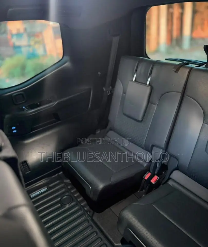 Toyota Land Cruiser 2023 Gray