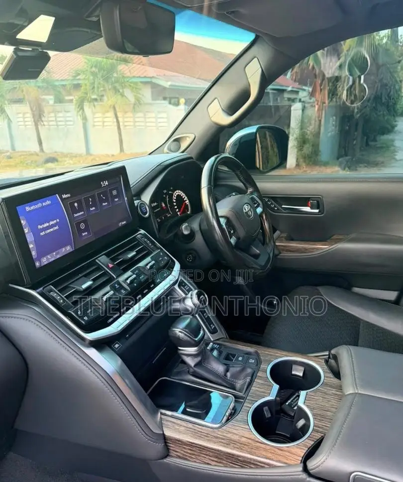 Toyota Land Cruiser 2023 Gray