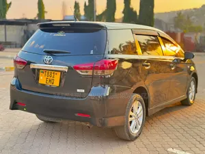 Toyota Wish 2013 Black