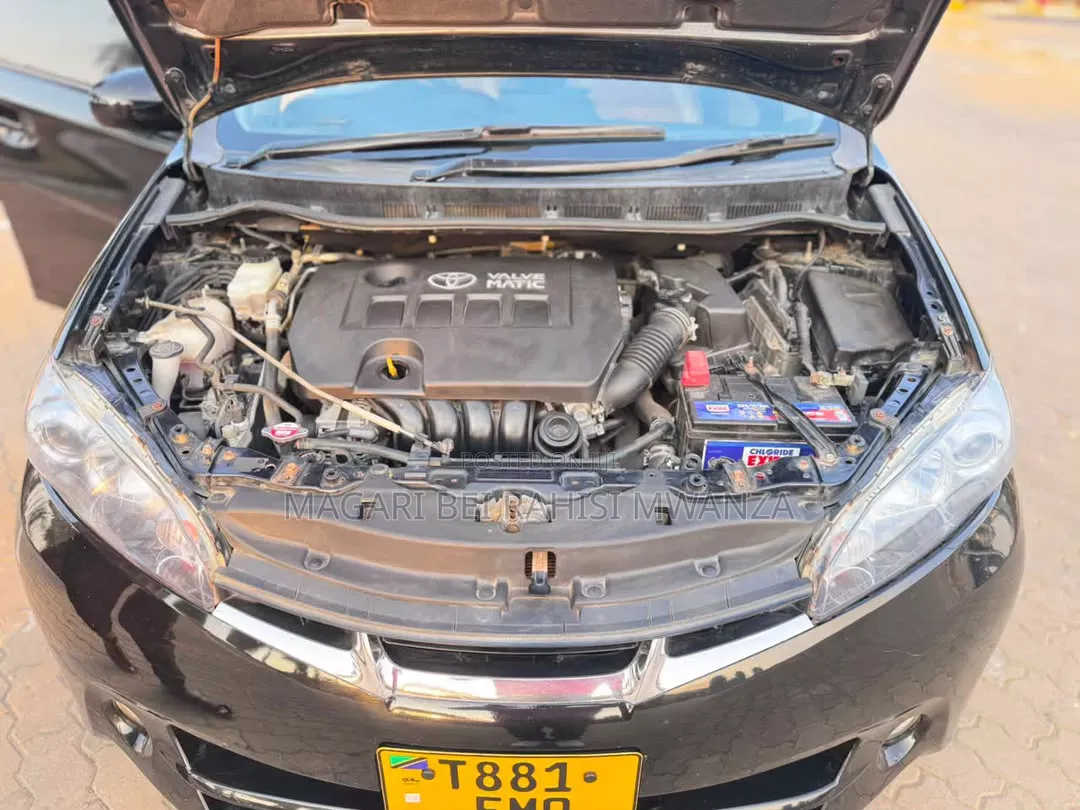 Toyota Wish 2013 Black