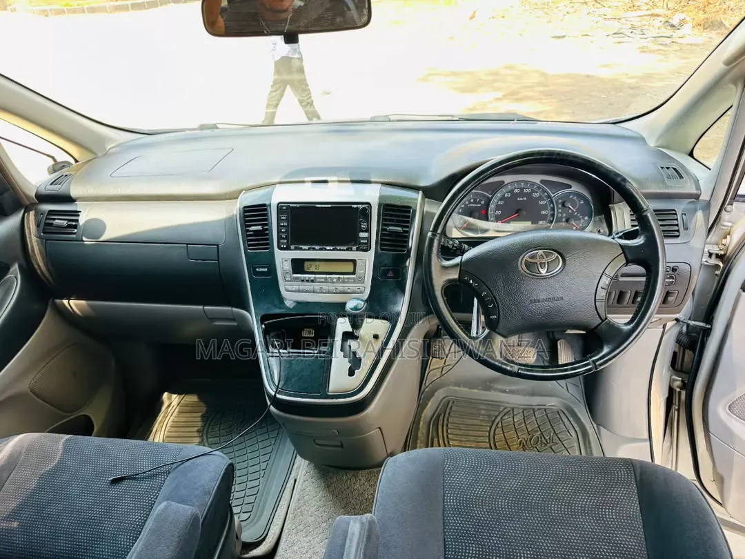 Toyota Alphard 2003 Silver
