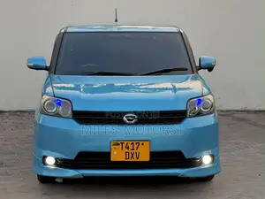Toyota Corolla Rumion 2011 Blue
