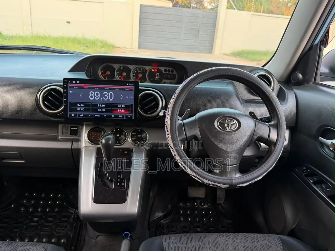 Toyota Corolla Rumion 2011 Blue