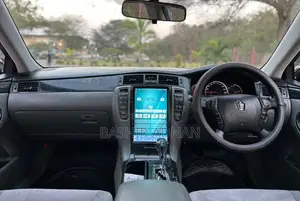 Toyota Crown 2005 Black