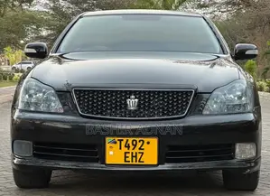 Toyota Crown 2005 Black