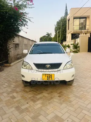 Toyota Harrier 2005 White