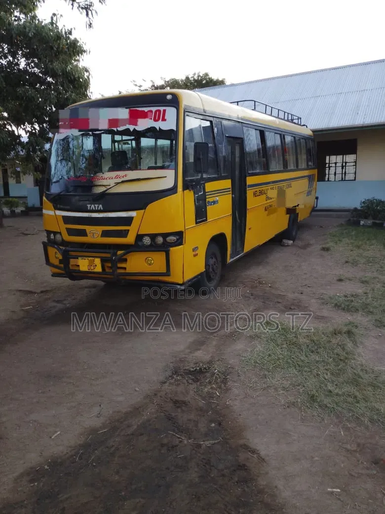 Tata LP 2008 Yellow