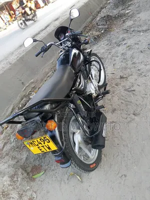 Bajaj Boxer 125 2025 Black