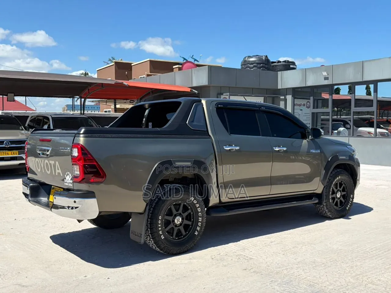 Toyota Hilux 2020 Gray