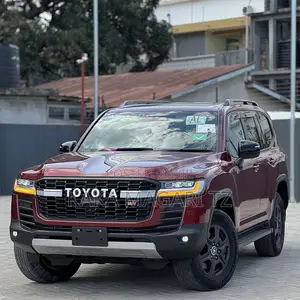 New Toyota Land Cruiser 2025 Red