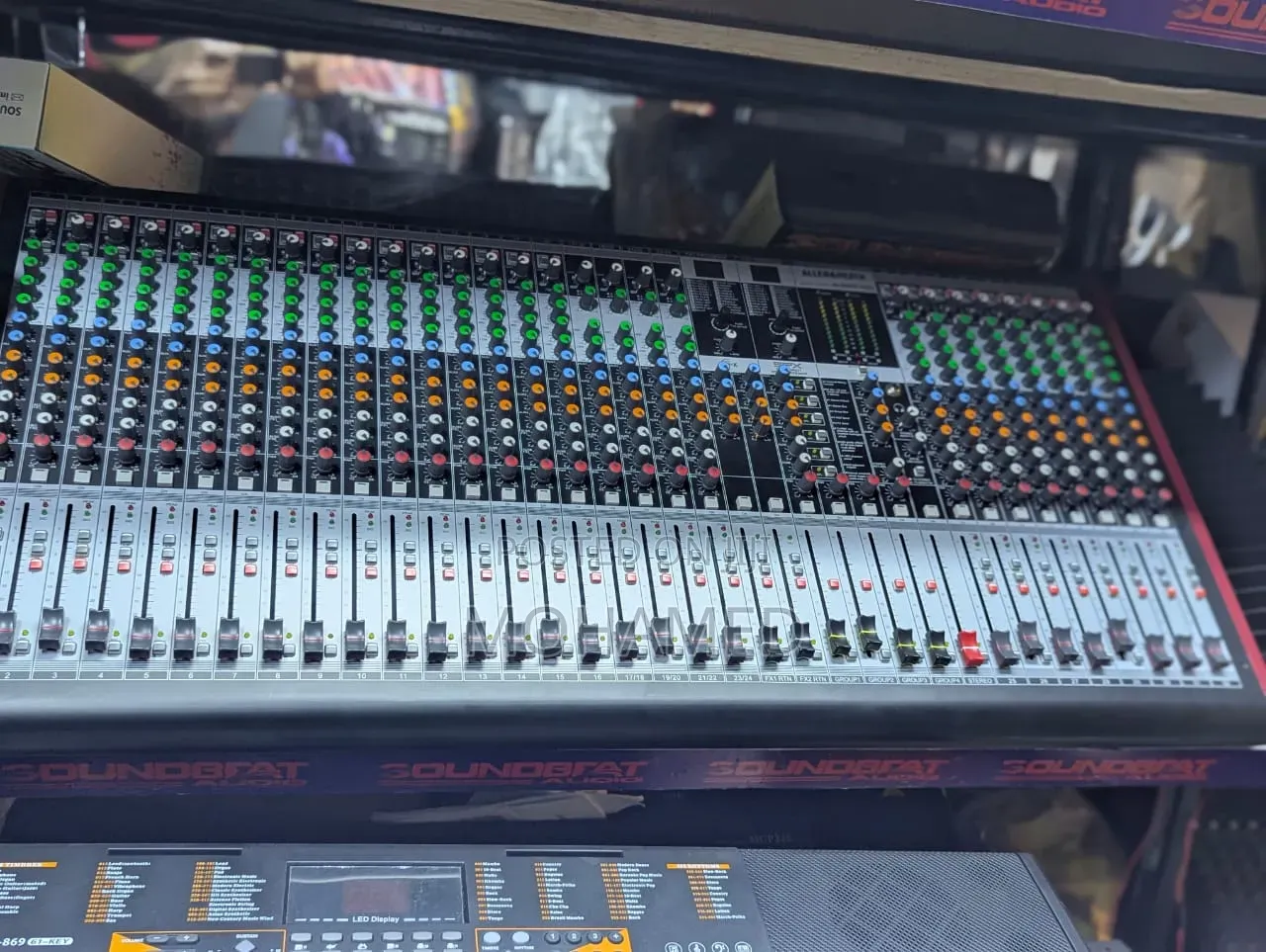  Allen Heath 32 Channel Mixer