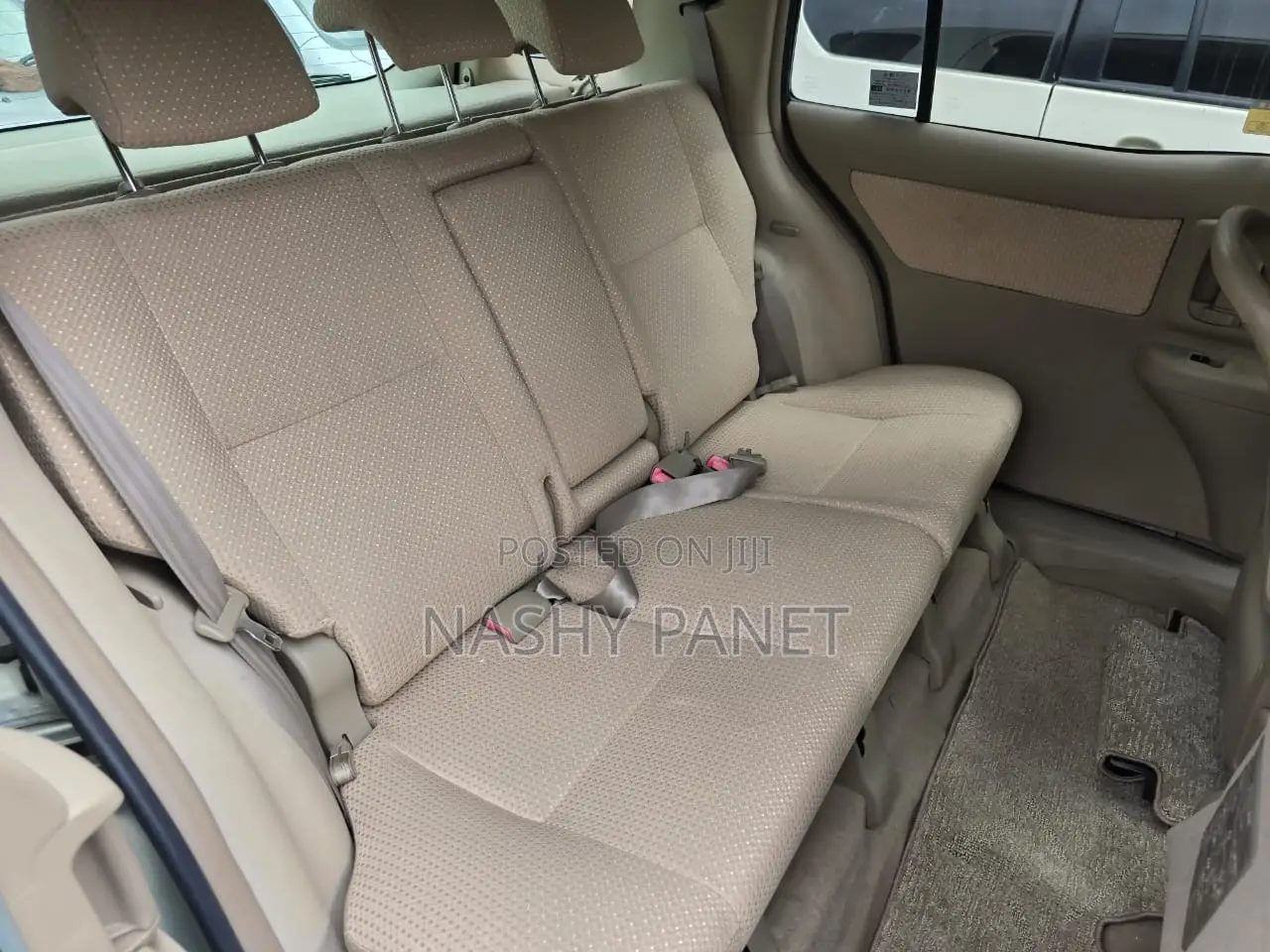 Toyota Raum 2010 Green