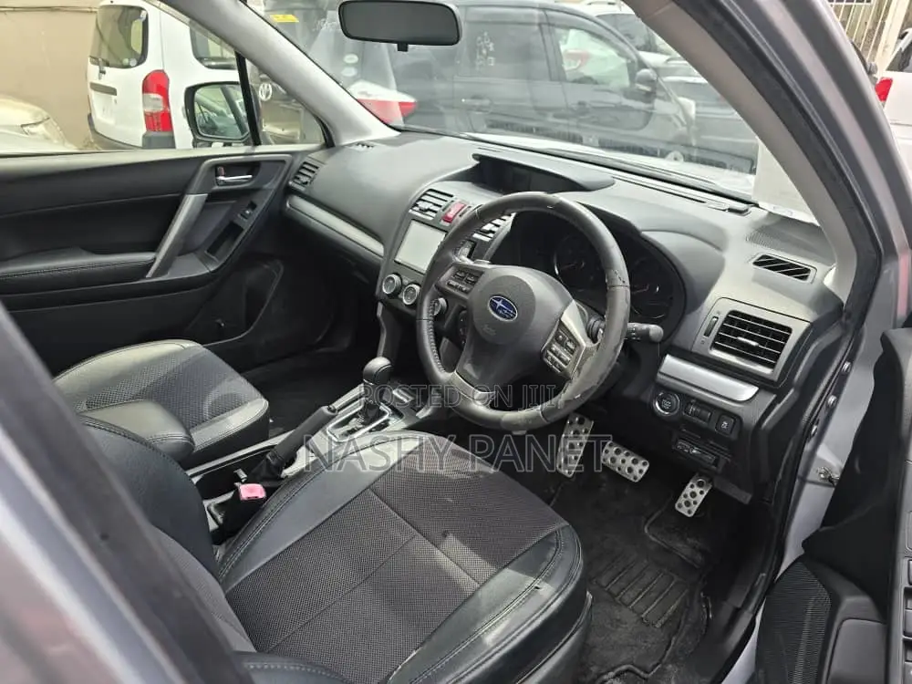 Subaru Forester 2.0XT Premium 4dr SUV AWD (2.0L 4cyl Turbo CVT) 2014 Gray