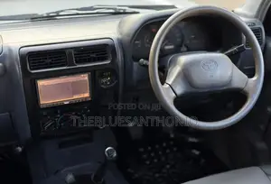 Toyota Land Cruiser Prado 2002 White