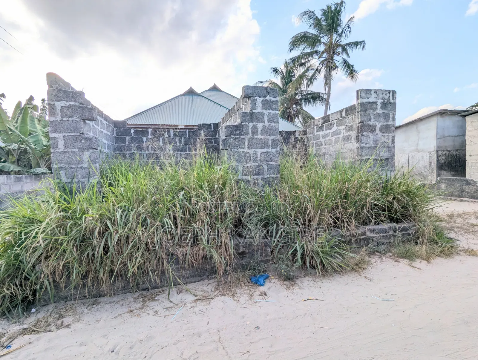 6bdrm House in Rada, Ukonga for sale